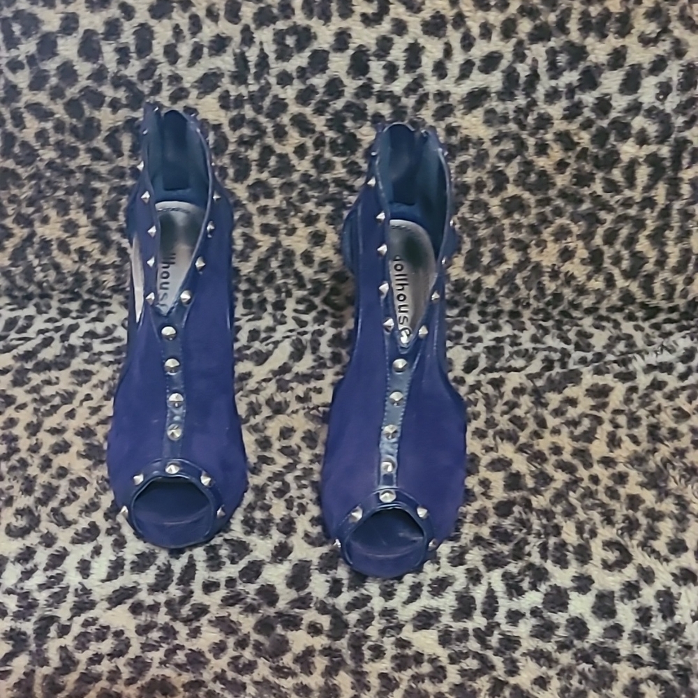 Stylish Blue Peep-Toe Heels